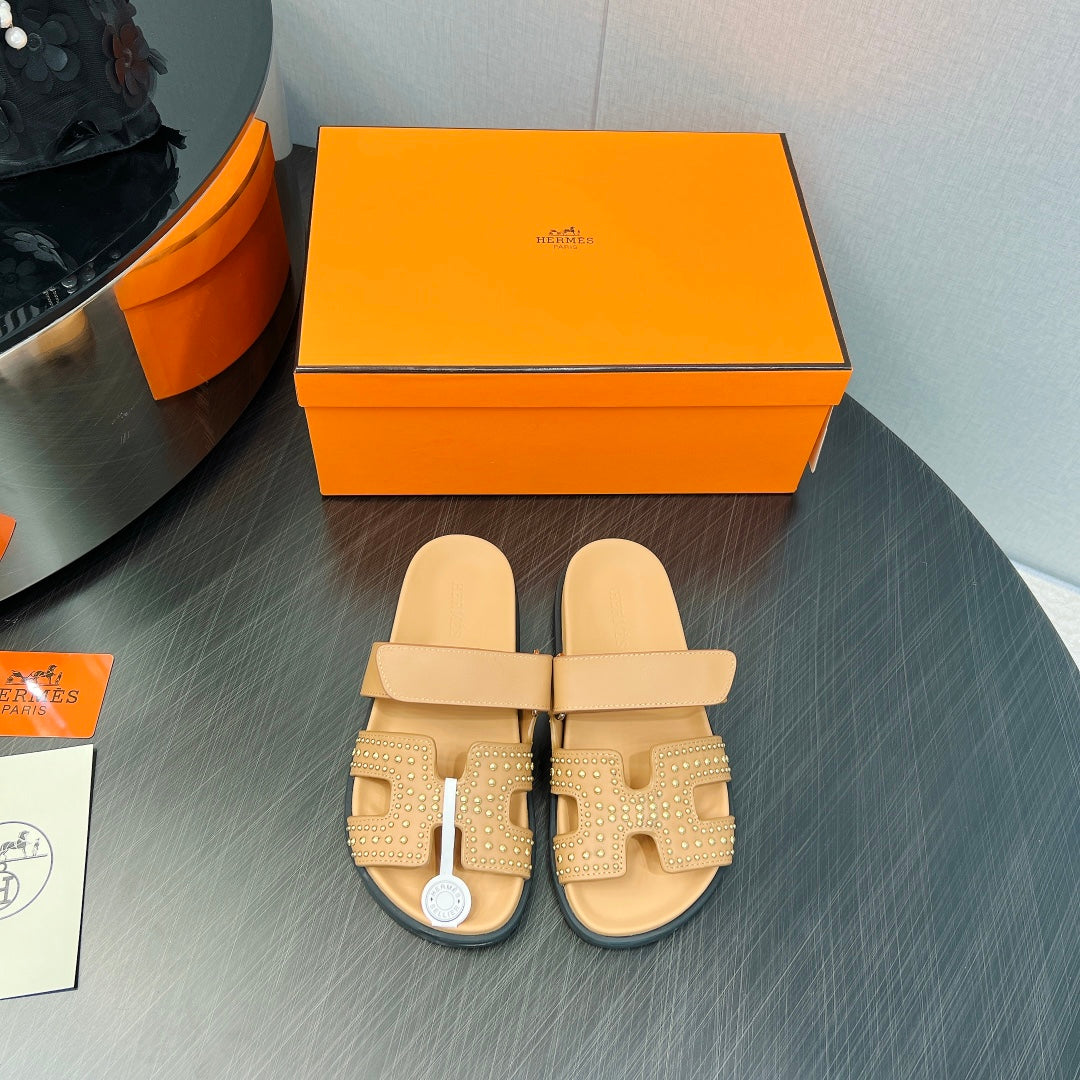 HERMES CHYPRE SANDAL LIGHT ORANGE CALFSKIN STYLIZED