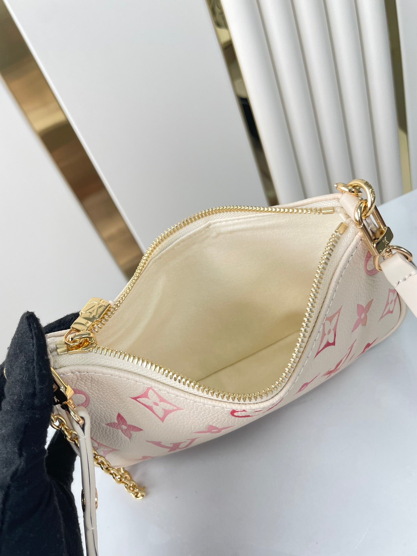 LOUIS VUITTON EASY POUCH ON STRAP 19 IN SUNRISE AQUARELLE MONOGRAM EMPREINTE LEATHER GOLD CHAIN