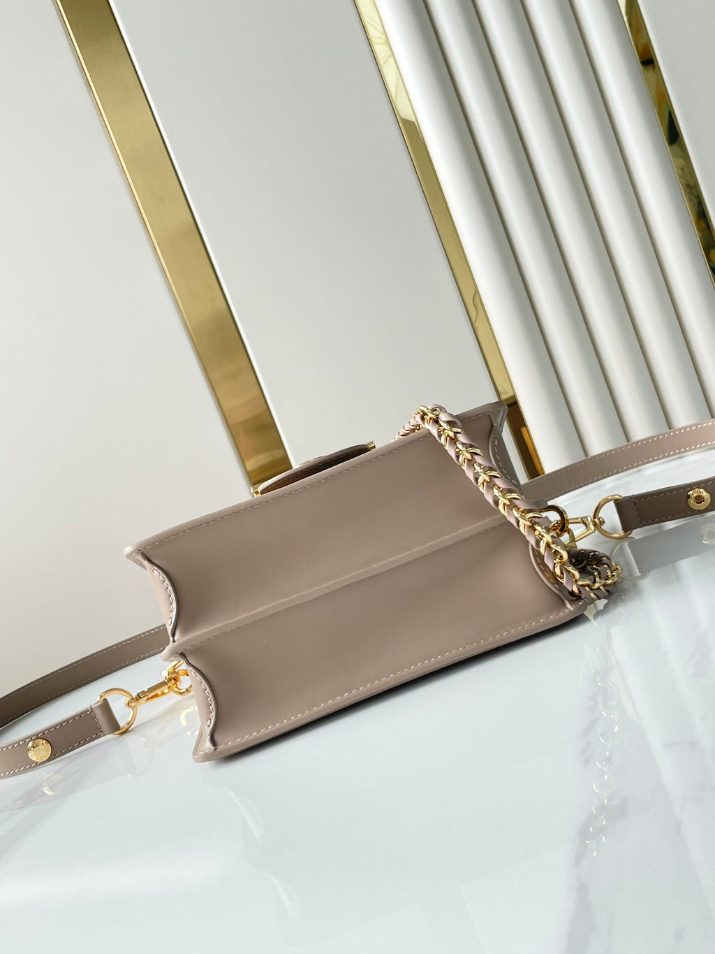 LOUIS VUITTON DAUPHINE MINI 20 IN MEDIUM BROWN EPI GRAINED CALFSKIN GOLD HARDWARE