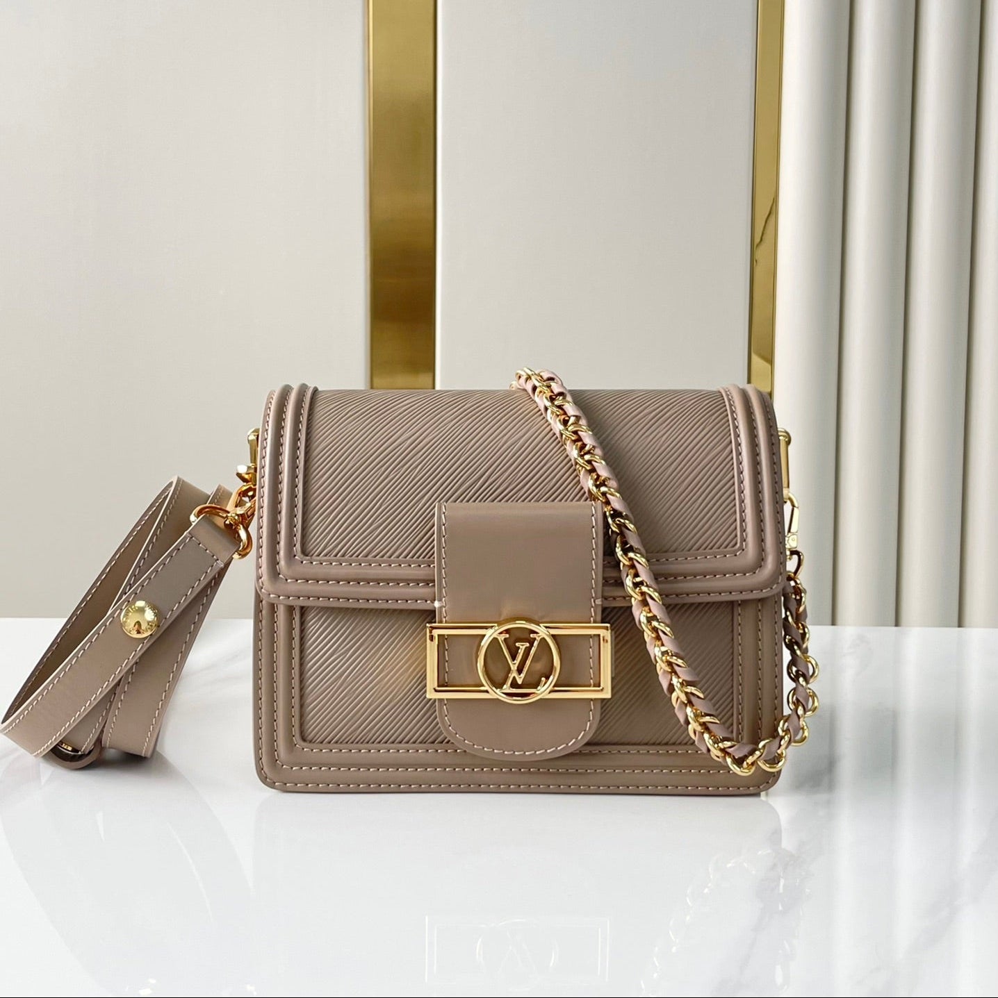 LOUIS VUITTON DAUPHINE MINI 20 IN MEDIUM BROWN EPI GRAINED CALFSKIN GOLD HARDWARE