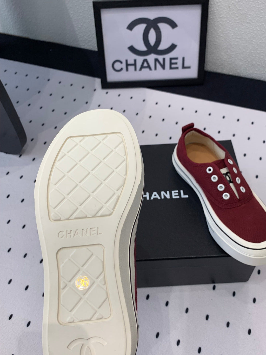 CHANEL LACELESS SNEAKERS PLATFORM IN ROSEWOOD CANVAS