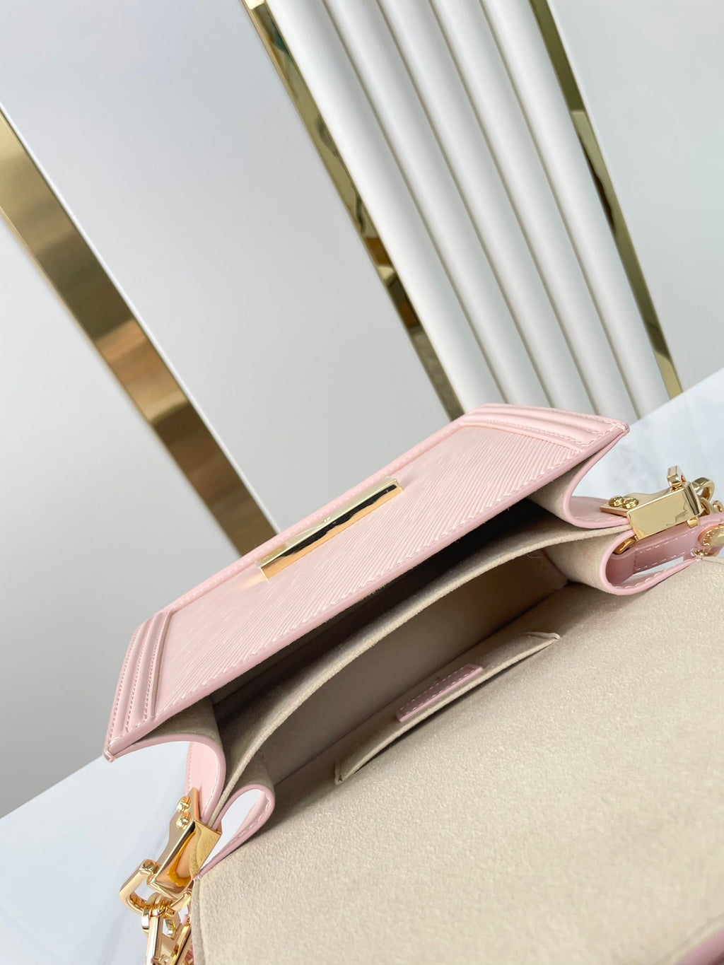 LOUIS VUITTON DAUPHINE MINI 20 IN LIGHT PINK EPI GRAINED CALFSKIN GOLD HARDWARE