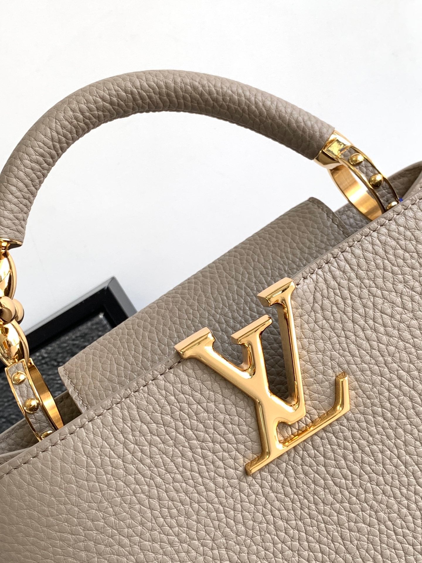 LOUIS VUITTON CAPUCINES BB 27 IN KHAKI BROWN TAURILLON GOLD HARDWARE