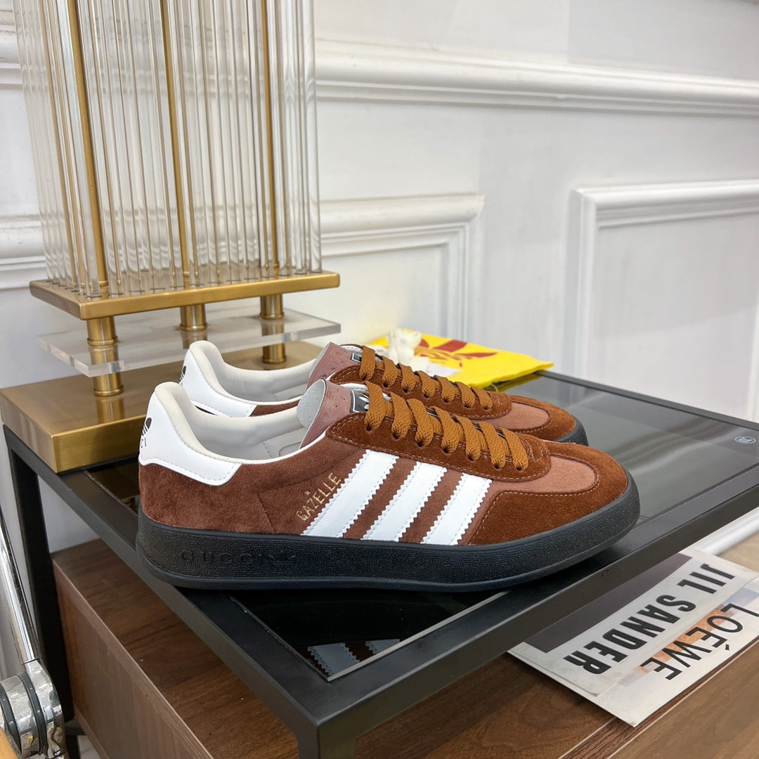 GUCCI & ADIDAS GAZELLE SNEAKER BROWN VELVET