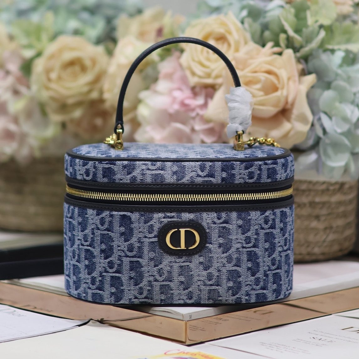 DIOR CARO SMALL 20 VANITY CASE IN CERULEAN BLUE MONOGRAM DENIM