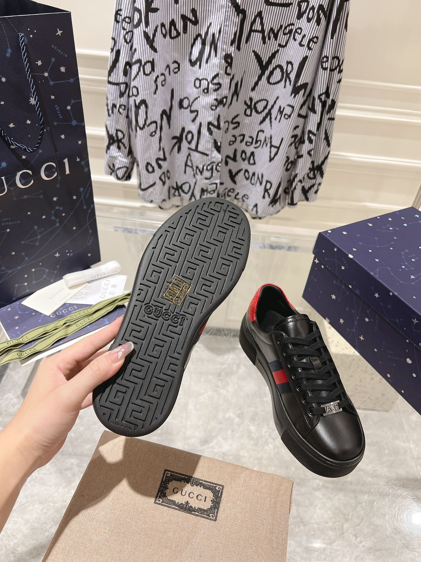 GUCCI ACE 30 SUPREME TRAINER BLACK CALFSKIN