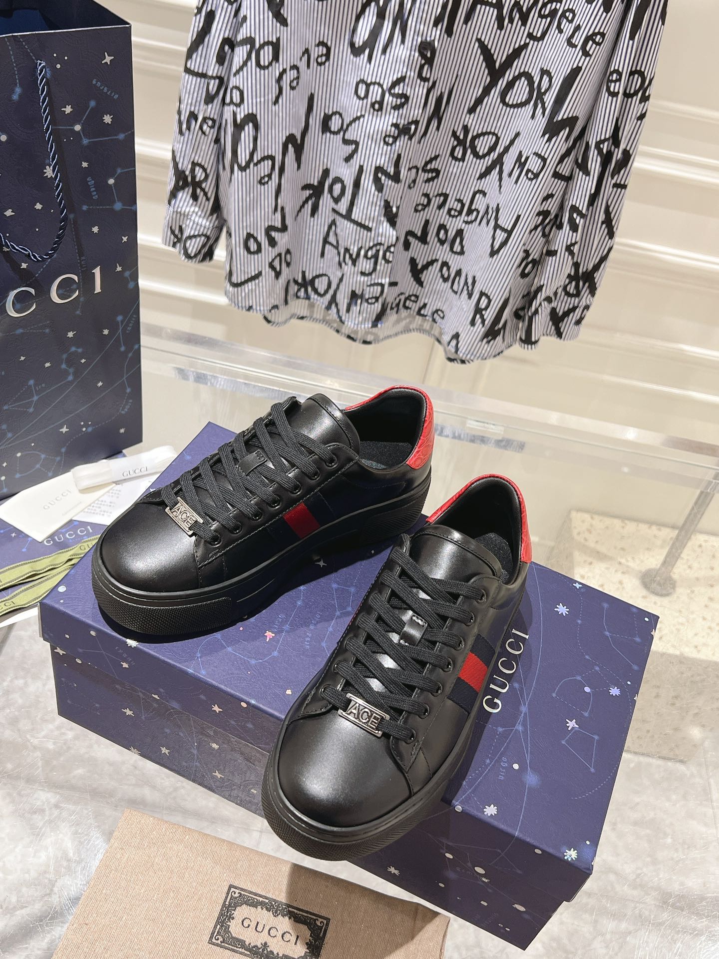 GUCCI ACE 30 SUPREME TRAINER BLACK CALFSKIN