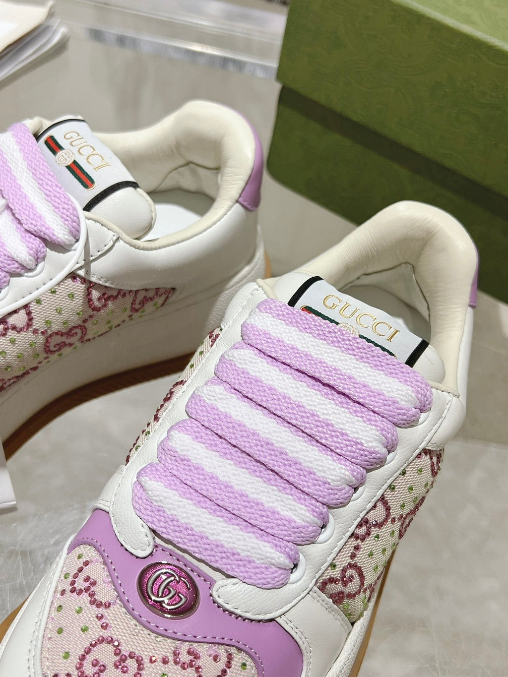 GUCCI SCREENER 50 SNEAKER WHITE AND PURPLE CALFSKIN