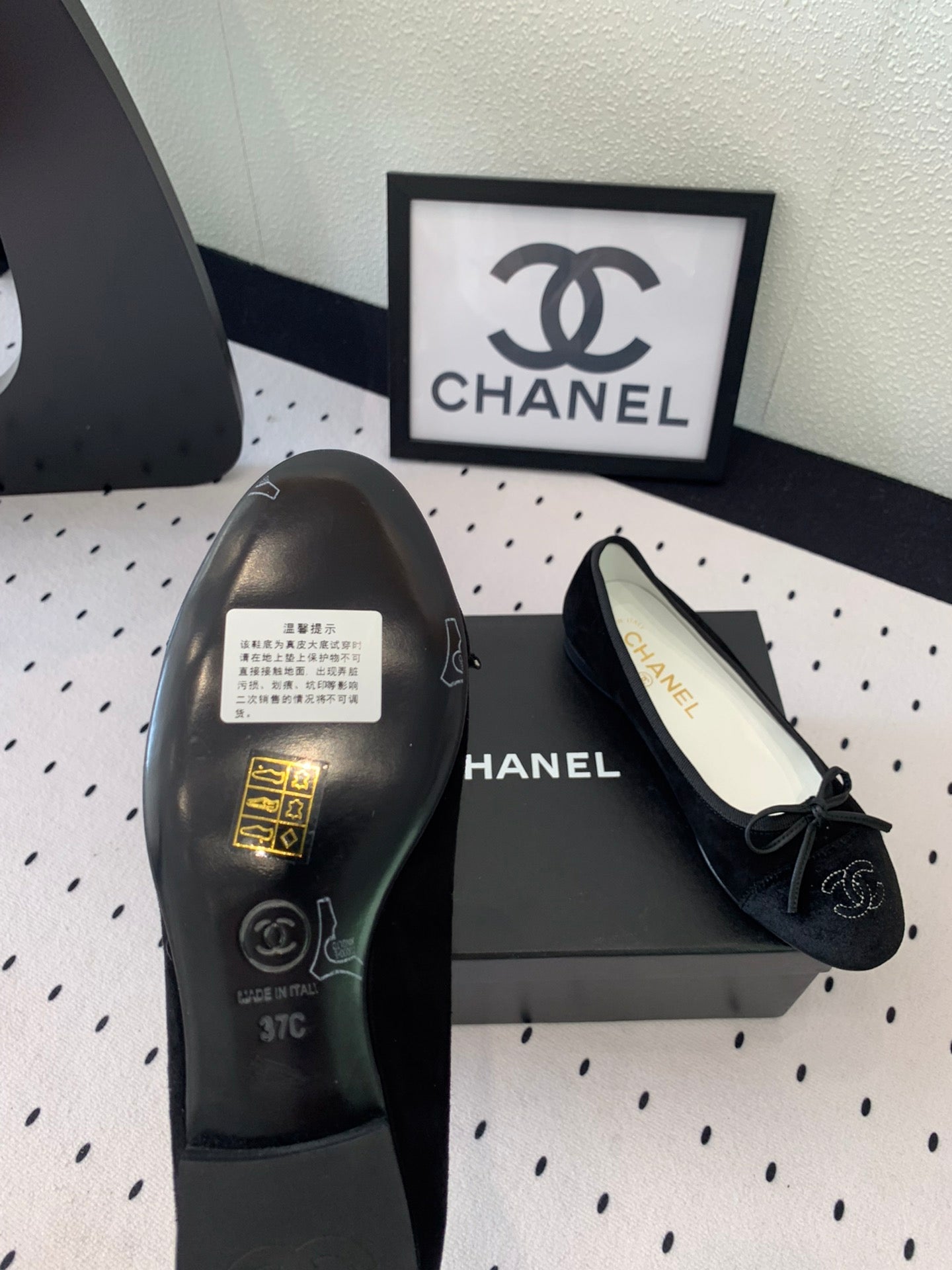 CHANEL BALLET FLAT BLACK VELVET