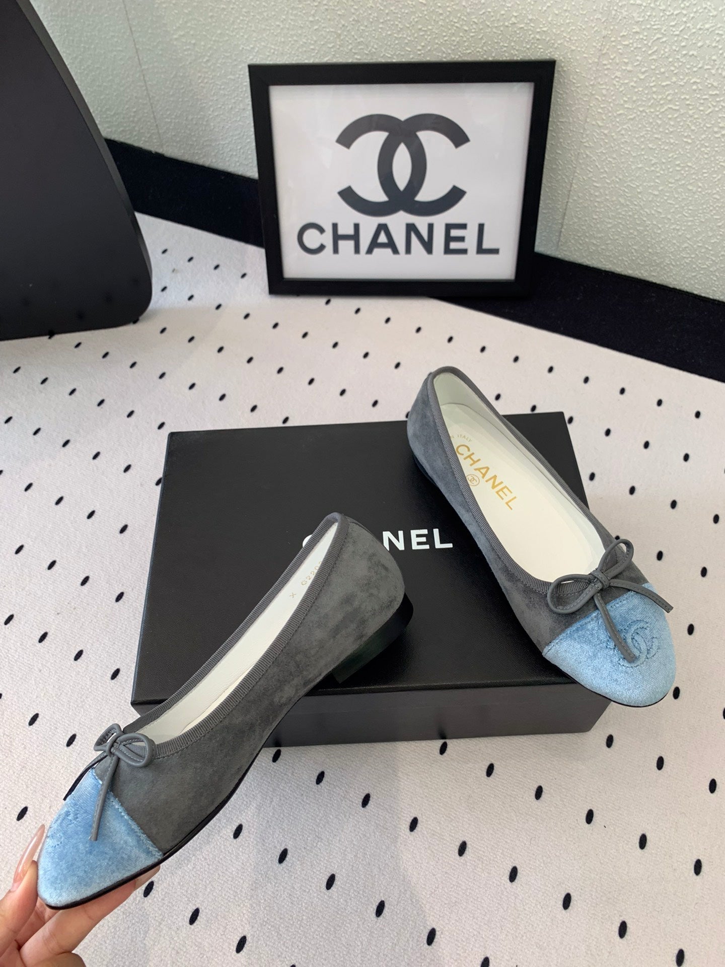 CHANEL BALLET FLAT GREY MIX LIGHT BLUE VELVET