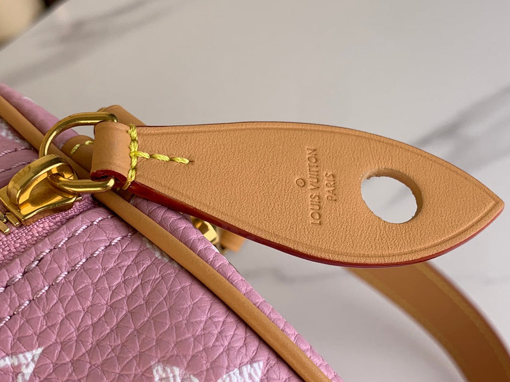 LOUIS VUITTON SPEEDY P9 BANDOULIÈRE 40 IN FLAMINGO PINK MONOGRAM CALFSKIN