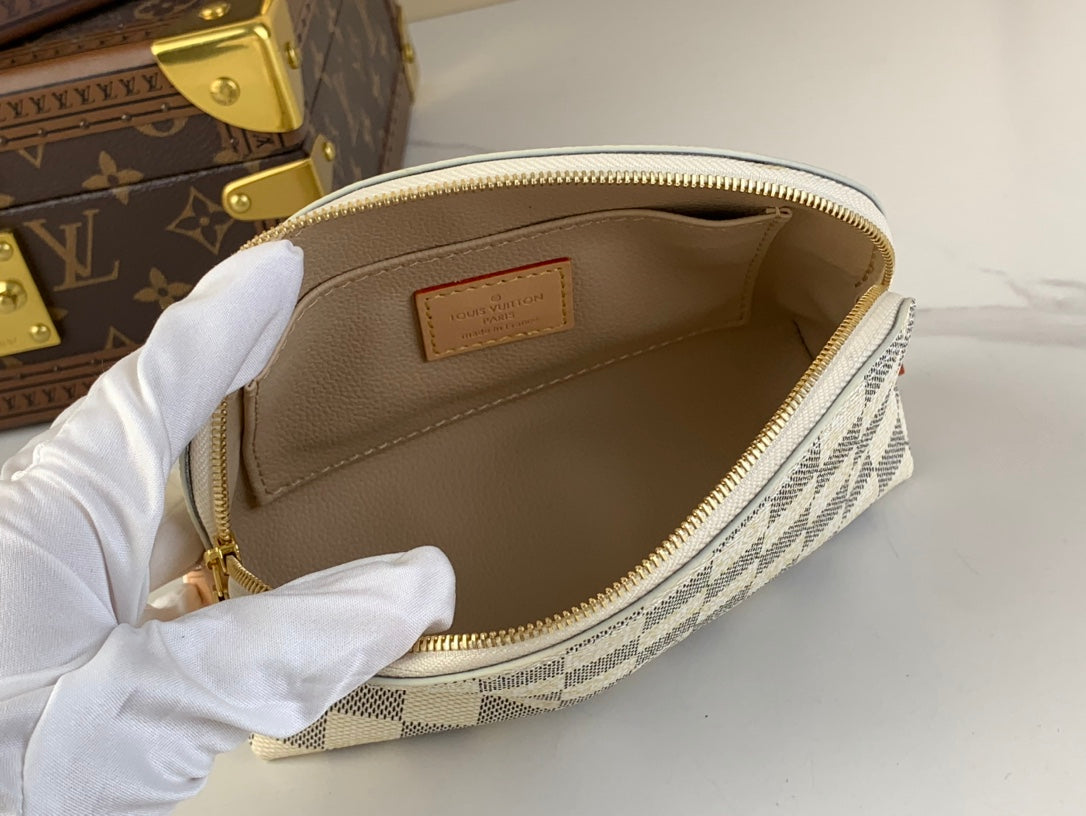 LOUIS VUITTON COSMETIC POUCH PM 19 IN WHITE GRAY DAMIER AZUR CANVAS