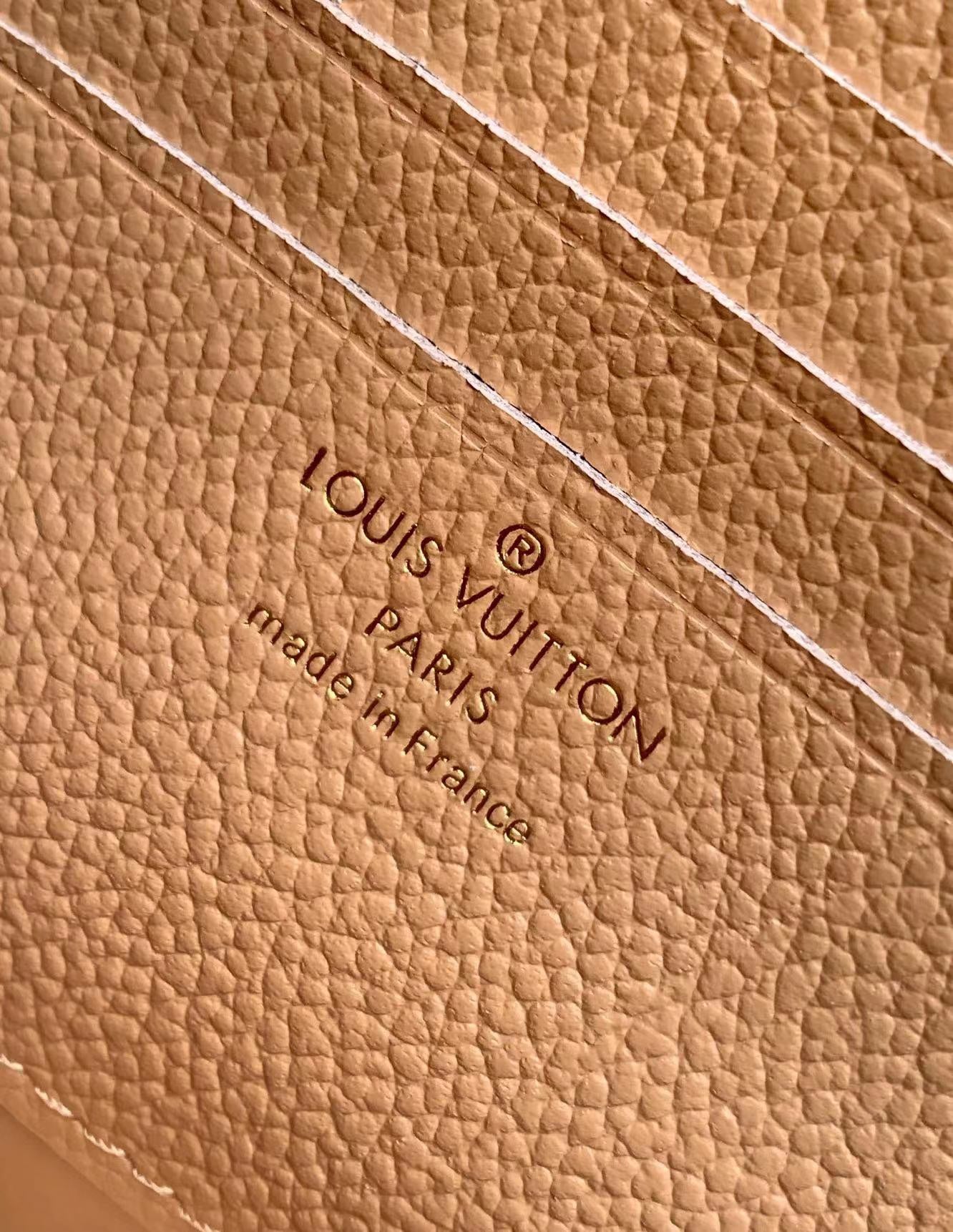 LOUIS VUITTON IVY 23 IN ARIZONA CREAM MONOGRAM EMPREINTE LEATHER GOLD HARDWARE