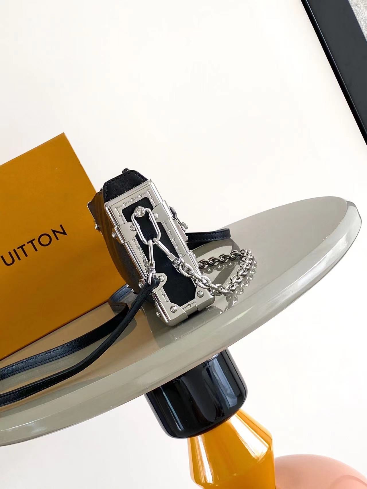 LOUIS VUITTON SLIM TRUNK 23 IN BLACK CALFSKIN SILVER HARDWARE