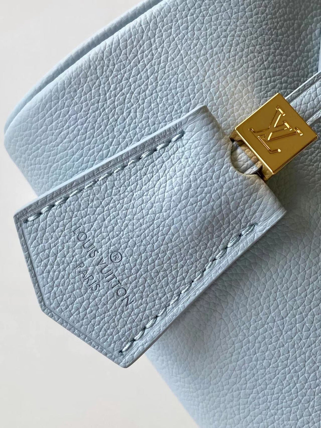 LOUIS VUITTON SPEEDY BANDOULIÈRE 18 IN BLUE HOUR CALFSKIN