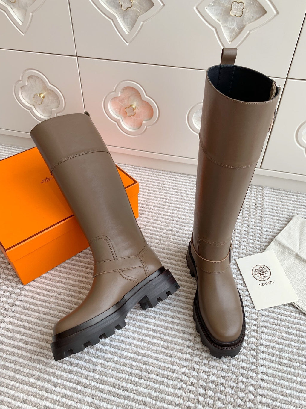 HERMES JAIME BOOT IN CEDAR BROWN CALFSKIN