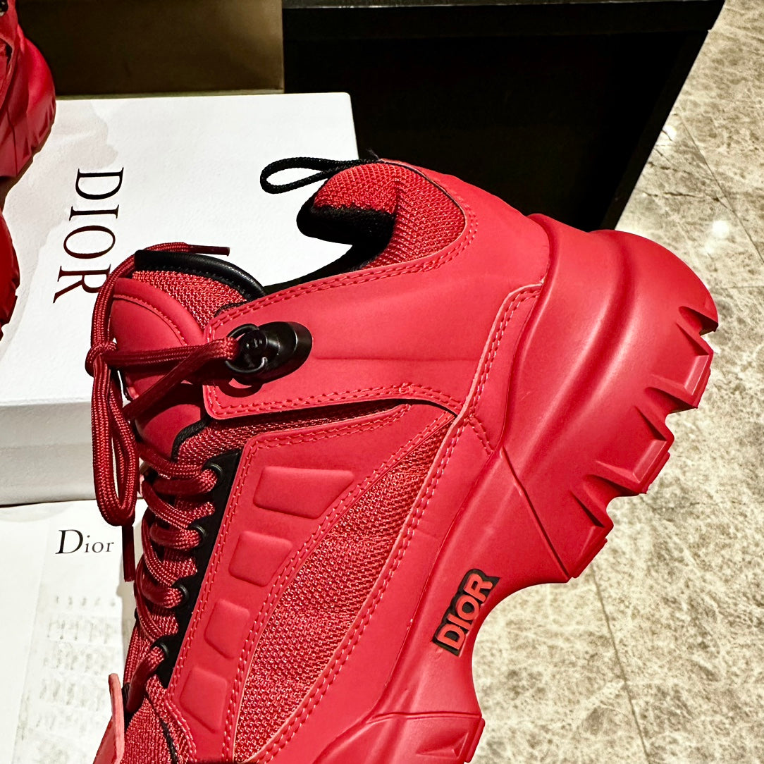 DIOR C'EST SNEAKER IN RUBY RED CALFSKIN AND BREATHABLE MESH