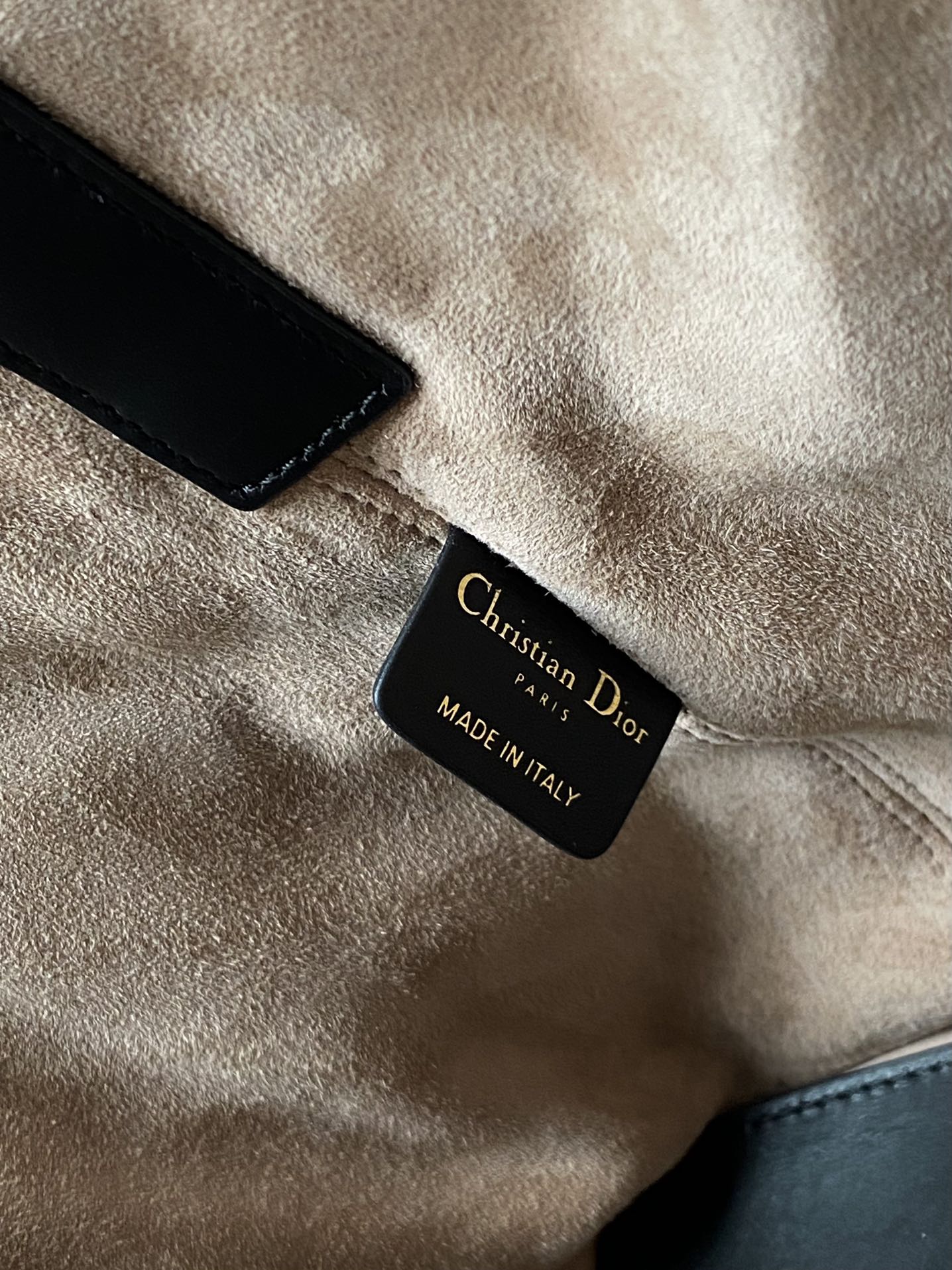 DIOR MEDIUM TOUJOURS BAG 28 IN BEIGE CANNAGE CALFSKIN BLACK STRAP