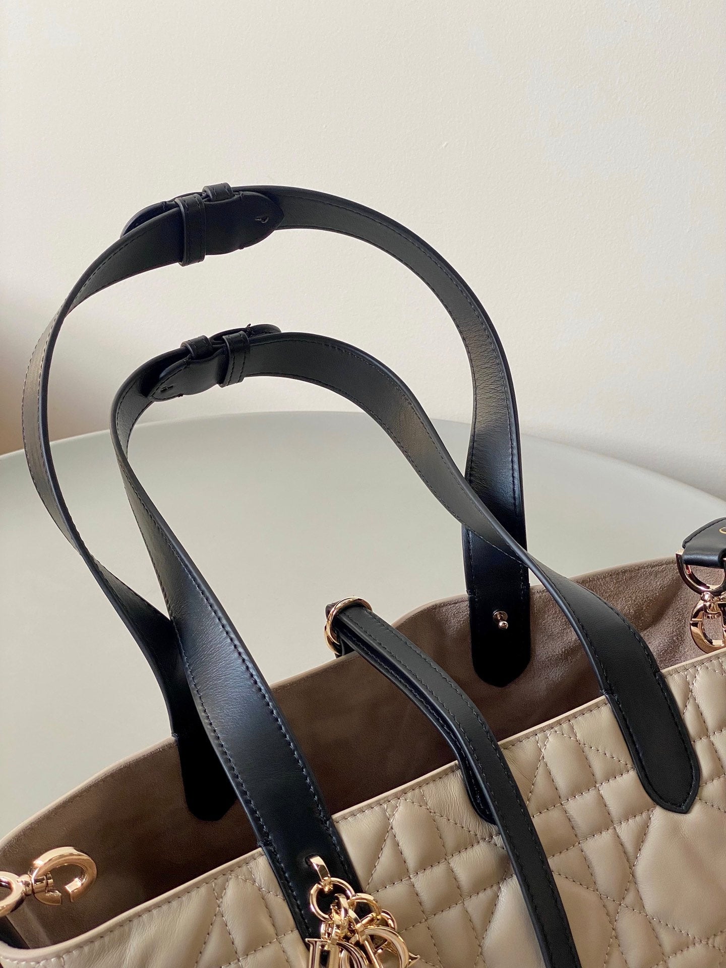 DIOR MINI TOUJOURS BAG 23 IN BEIGE CANNAGE CALFSKIN BLACK STRAP
