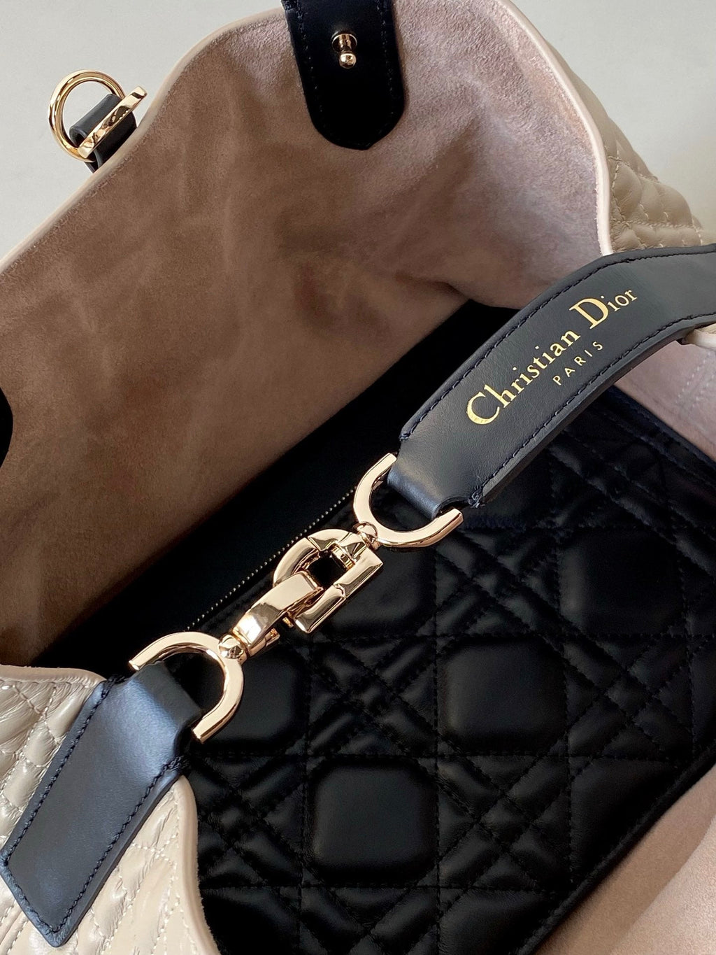 DIOR MINI TOUJOURS BAG 23 IN BEIGE CANNAGE CALFSKIN BLACK STRAP
