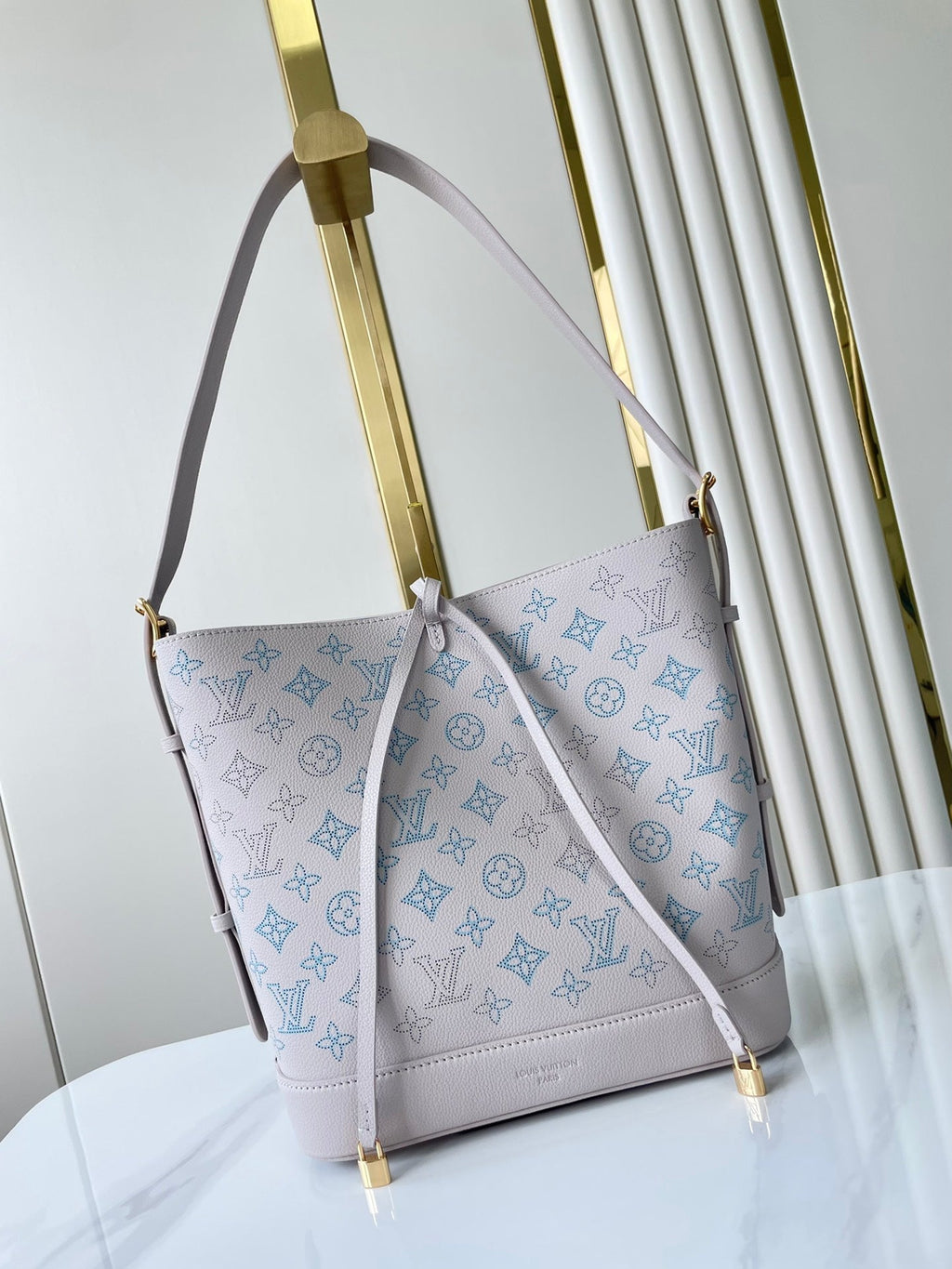 LOUIS VUITTON FLORE 28 IN WHITE PERFORATED CALFSKIN