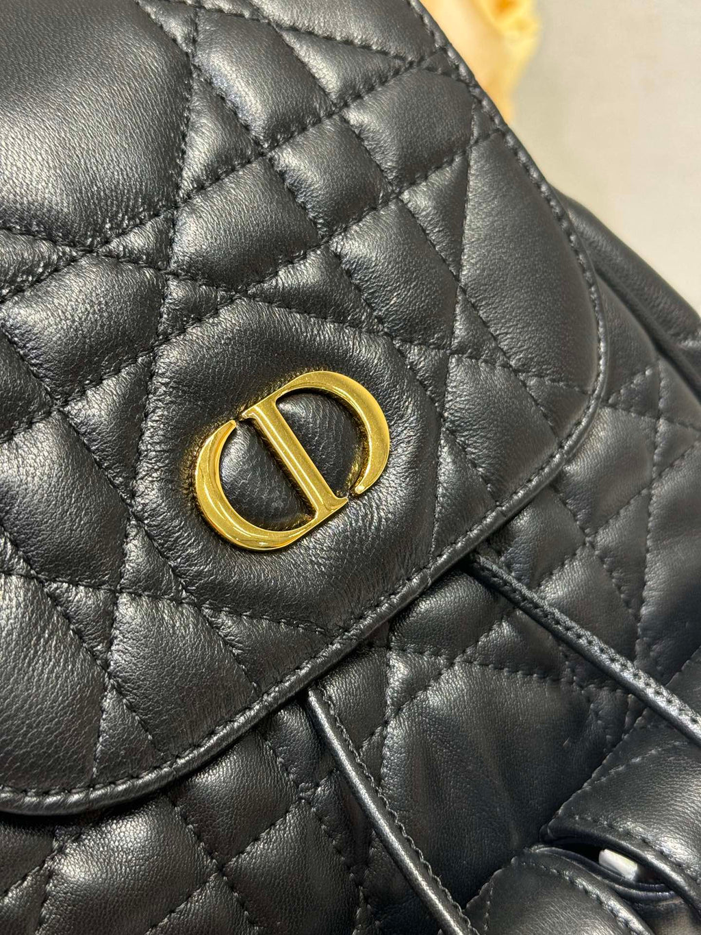 DIOR MEDIUM CARO BACKPACK 27 IN BLACK MACROCANNAGE LAMBSKIN
