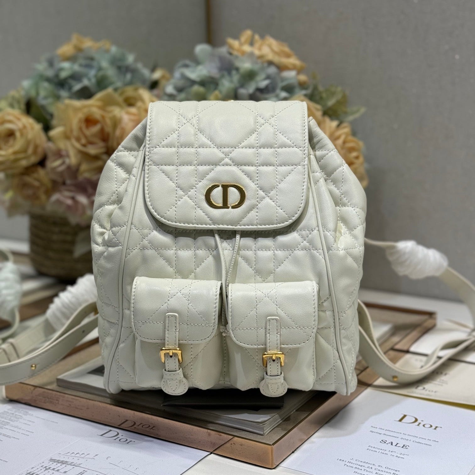 DIOR MEDIUM CARO BACKPACK 27 IN WHITE MACROCANNAGE LAMBSKIN