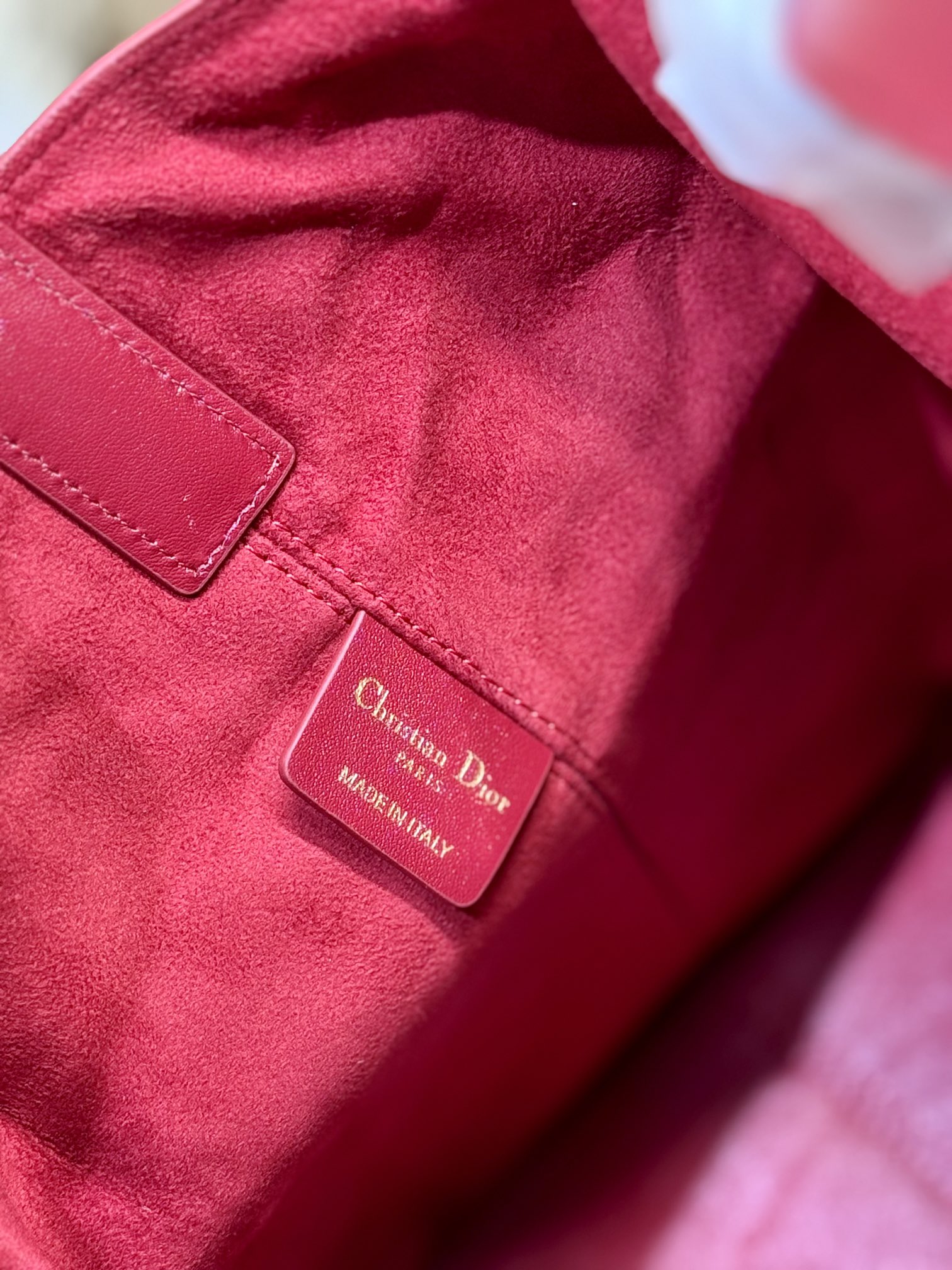 DIOR MEDIUM 37 TOUJOURS BAG IN RUBY RED MACROCANNAGE LAMBSKIN