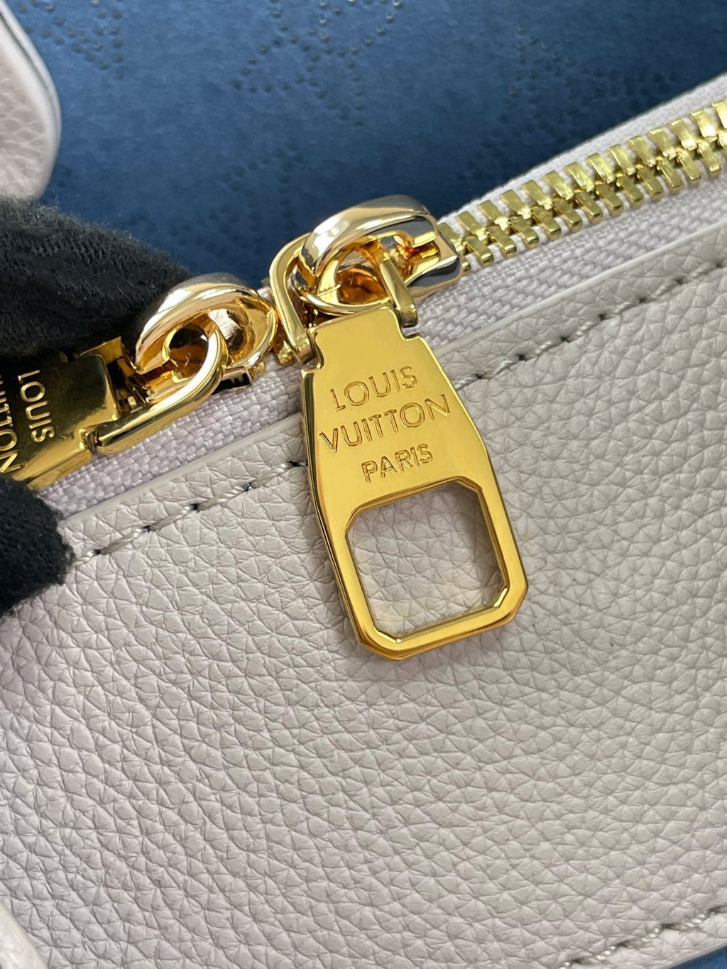 LOUIS VUITTON BELLA TOTE 32 IN BLUME PERFORATED CALFSKIN GOLD HARDWARE