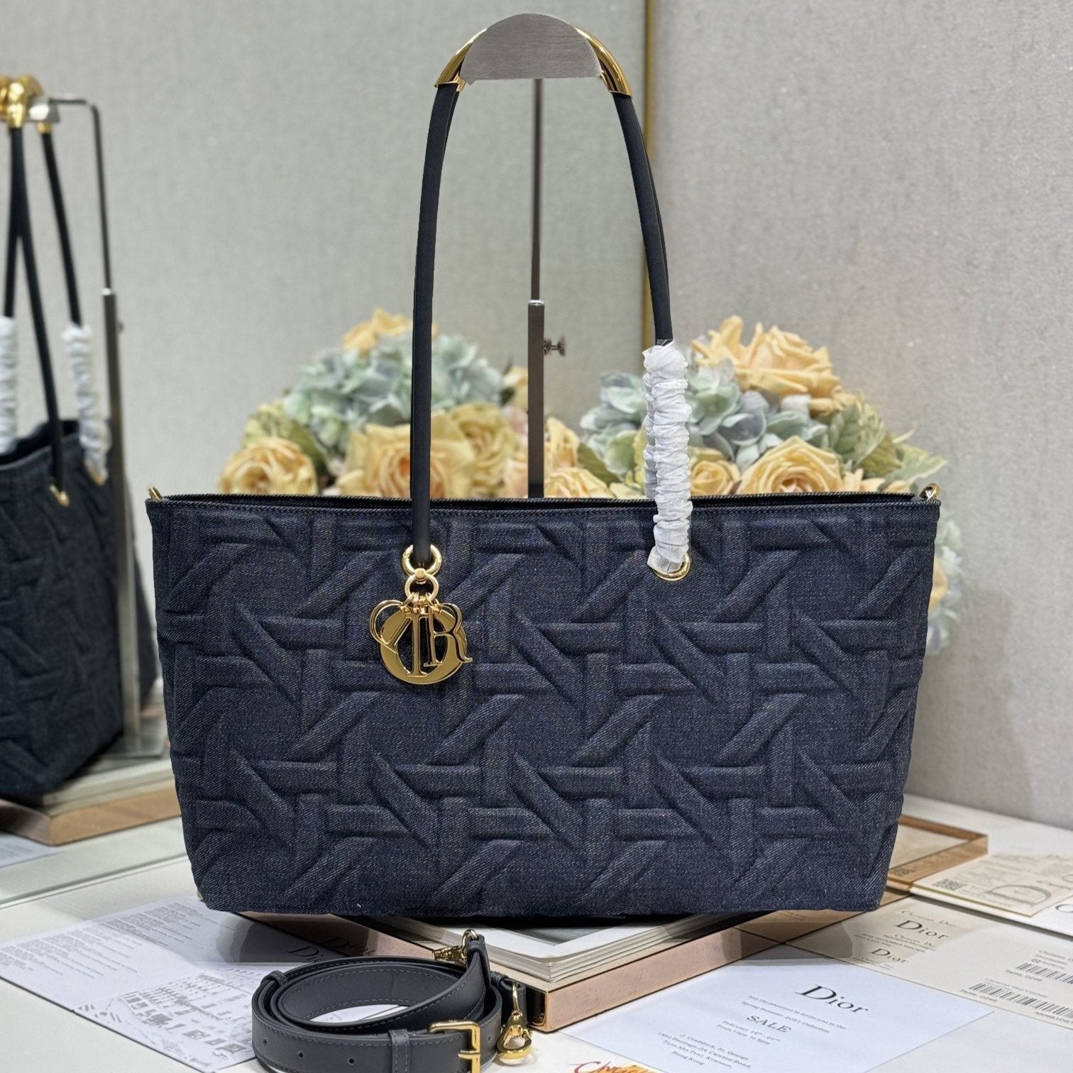 DIOR MEDIUM 37 TOUJOURS BAG IN BLACK CANNAGE DENIM