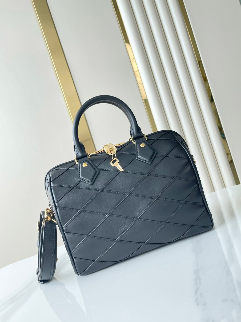LOUIS VUITTON SPEEDY BANDOULIÈRE 25 WITH CRISS CROSS PATTERN IN BLACK LAMBSKIN