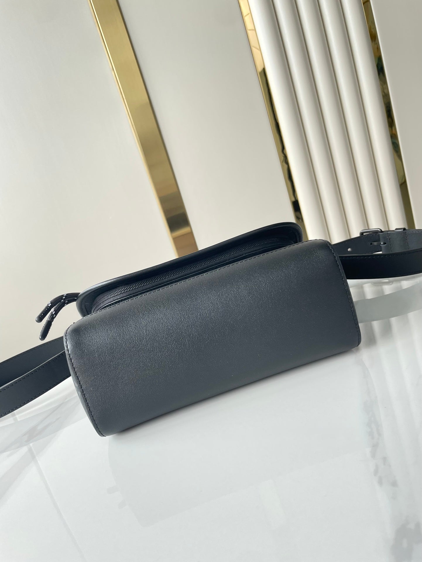 LOUIS VUITTON PULSE MESSENGER 26 IN GUN METAL MONOGRAM ECLIPSE COATED CANVAS