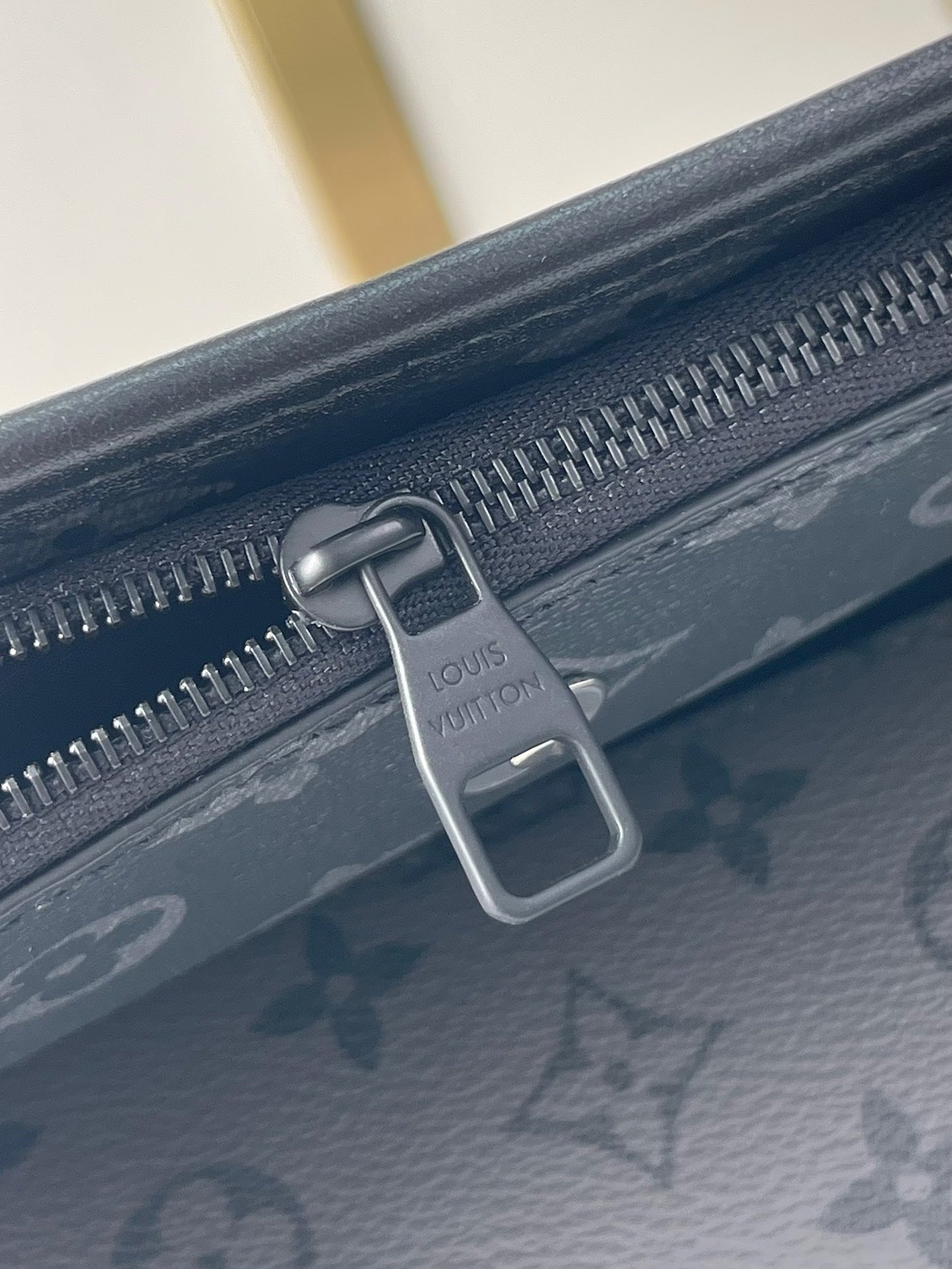 LOUIS VUITTON PULSE MESSENGER 26 IN GUN METAL MONOGRAM ECLIPSE COATED CANVAS
