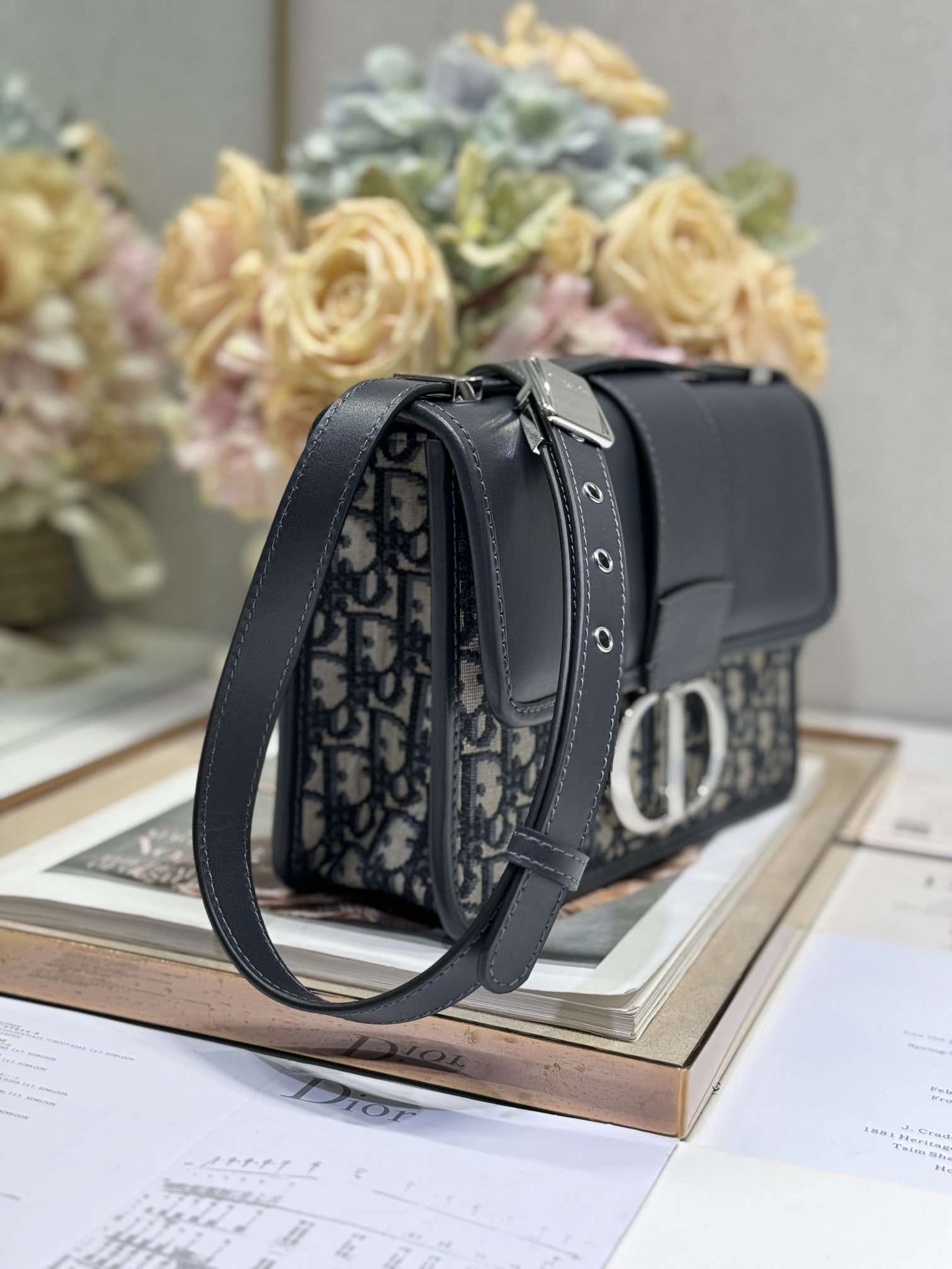 DIOR MONTAIGNE EAST-WEST BAG 24 IN BLACK LAMBSKIN AND MONOGRAM OBLIQUE JACQUARD