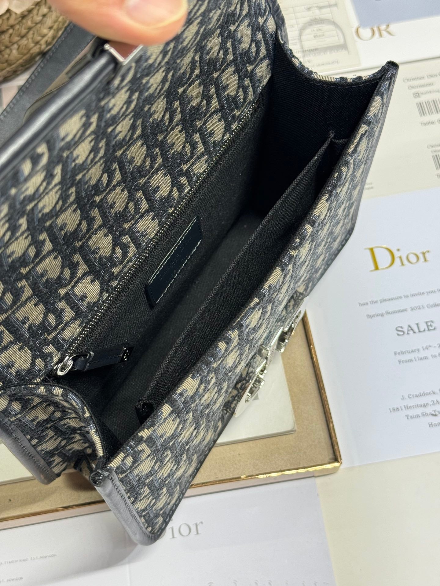 DIOR MONTAIGNE EAST-WEST BAG 24 IN BLACK LAMBSKIN AND MONOGRAM OBLIQUE JACQUARD