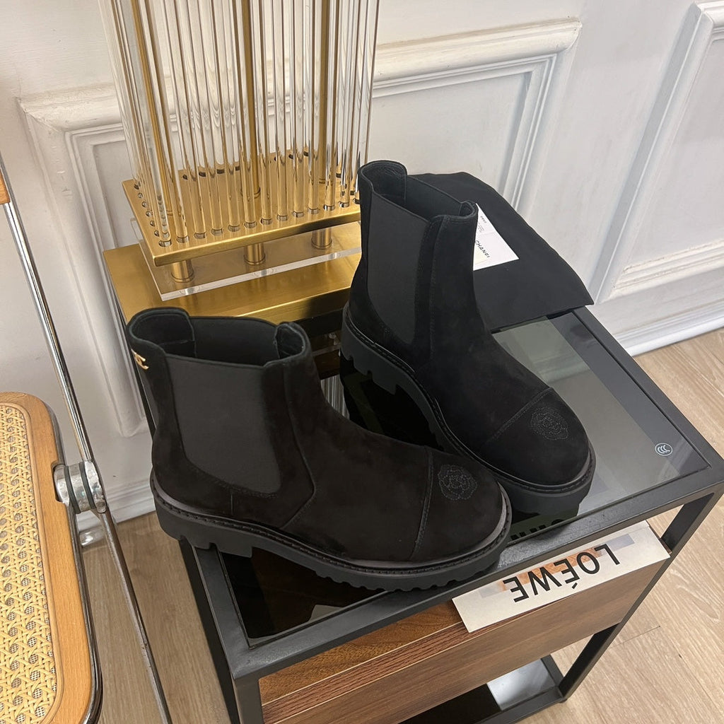 CHANEL ANKLE BOOTS 4.5 CM IN BLACK LAMB SUEDE