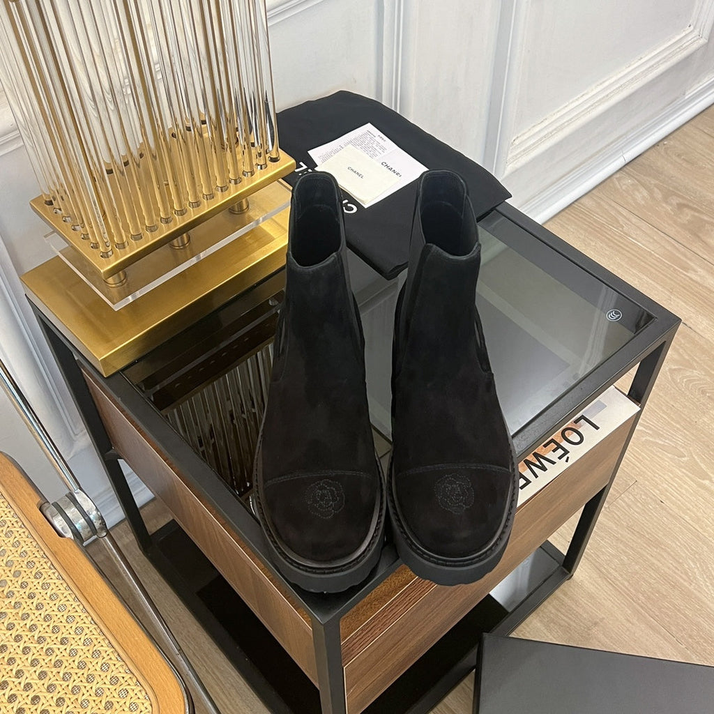 CHANEL ANKLE BOOTS 4.5 CM IN BLACK LAMB SUEDE