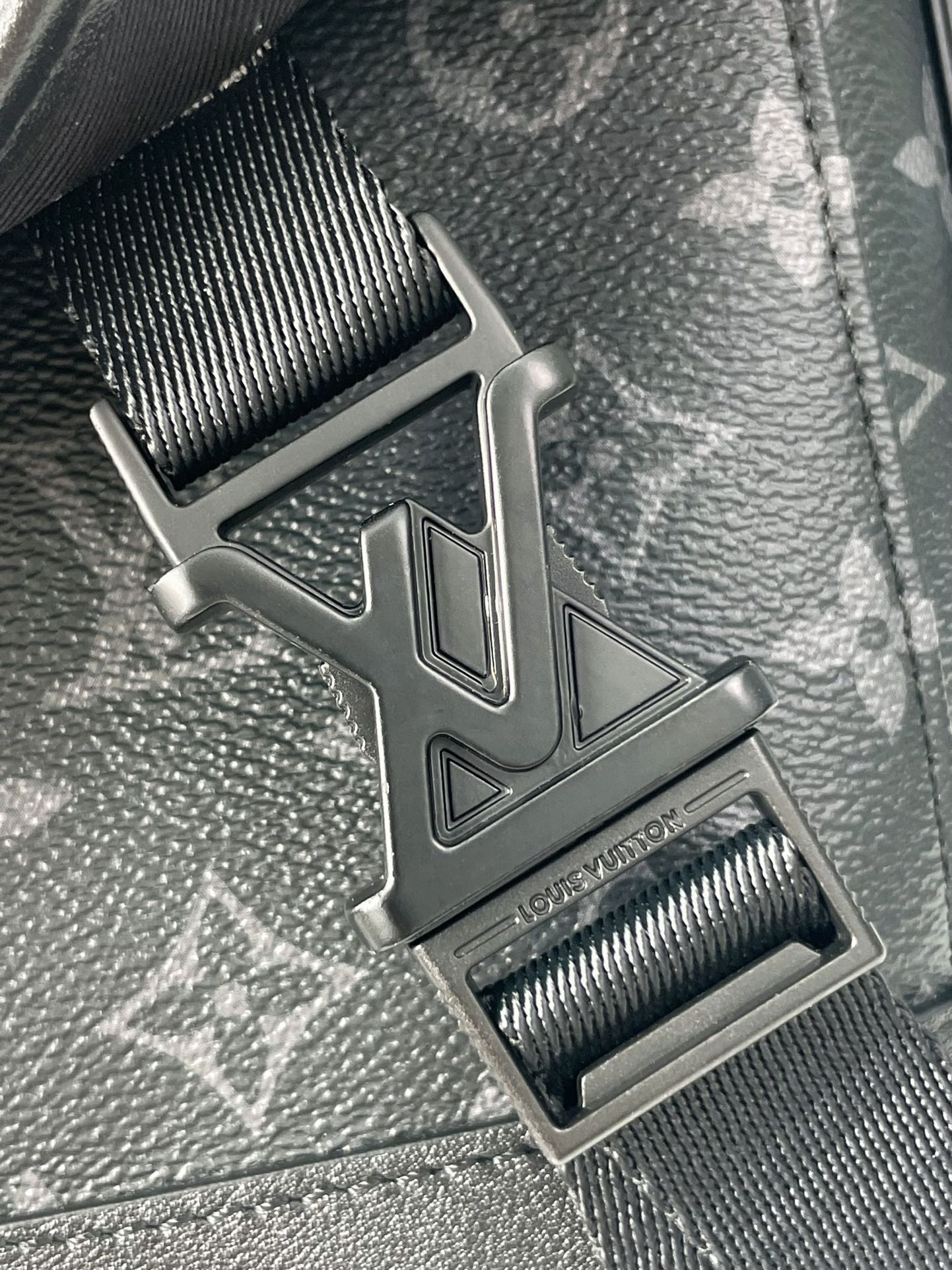 LOUIS VUITTON MESSENGER VOYAGER PM 33 IN GUN METAL MONOGRAM ECLIPSE CANVAS