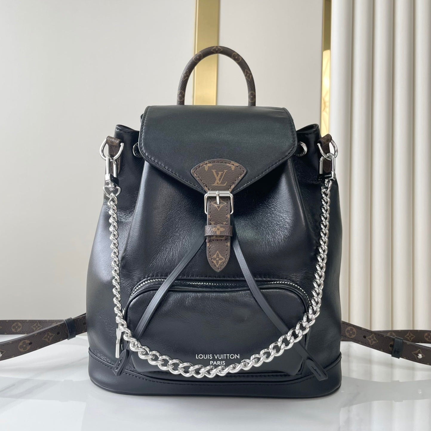 LOUIS VUITTON MONTSOURIS VIBE PM BACKPACK 30 IN BLACK LAMBSKIN SILVER CHAIN