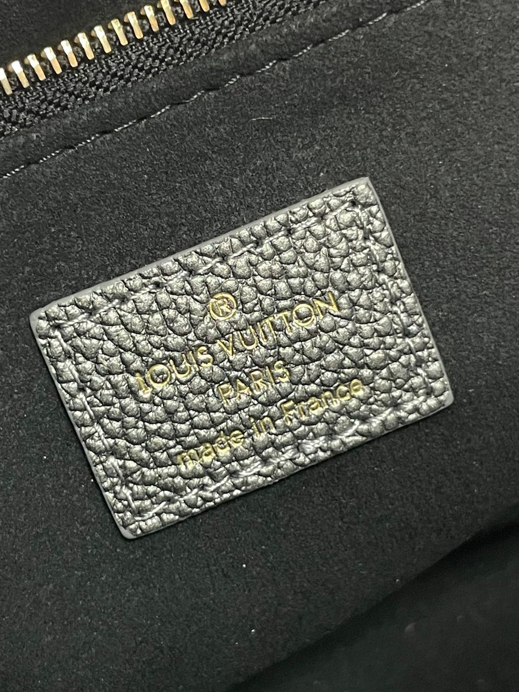 LOUIS VUITTON ONTHEGO PM 25 IN GUN METAL EMBOSSED CALFSKIN