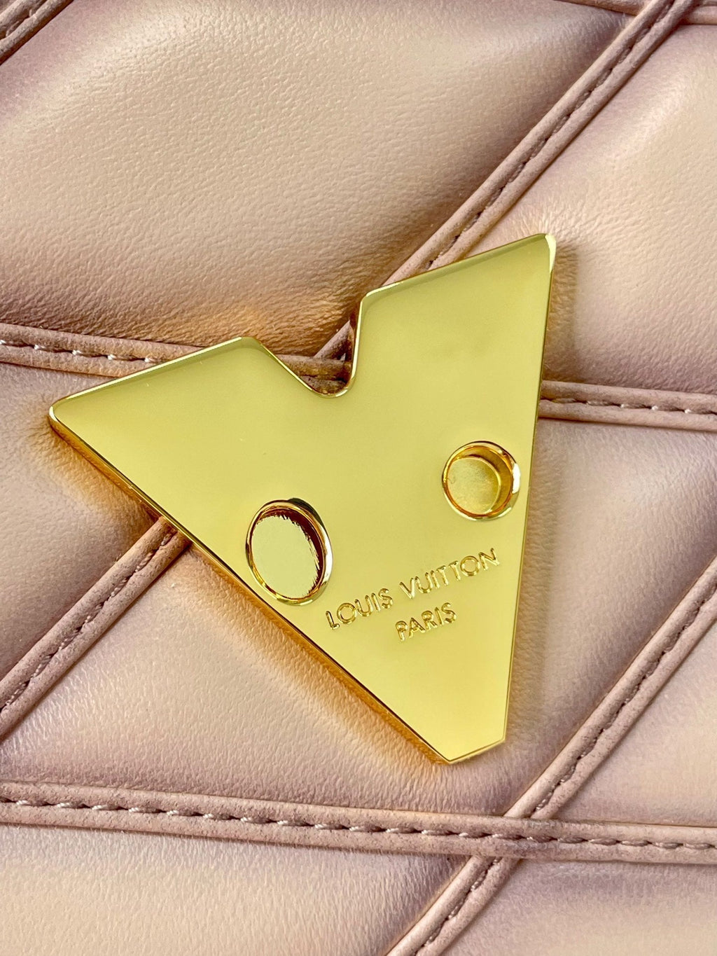 LOUIS VUITTON GO-14 MM 23 IN LIGHT PINK QUILTED LAMBSKIN GOLD HARDWRE