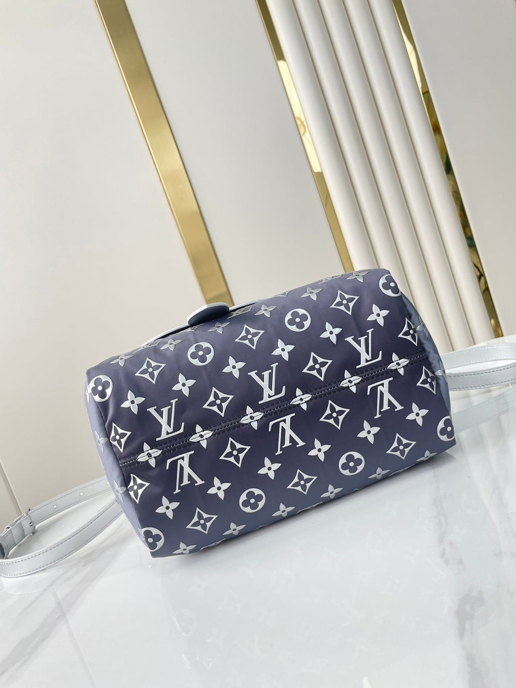 LOUIS VUITTON SPEEDY BANDOULIÈRE 25 IN GRADIENT SILVER MONOGRAM NYLON SILVER HARDWARE