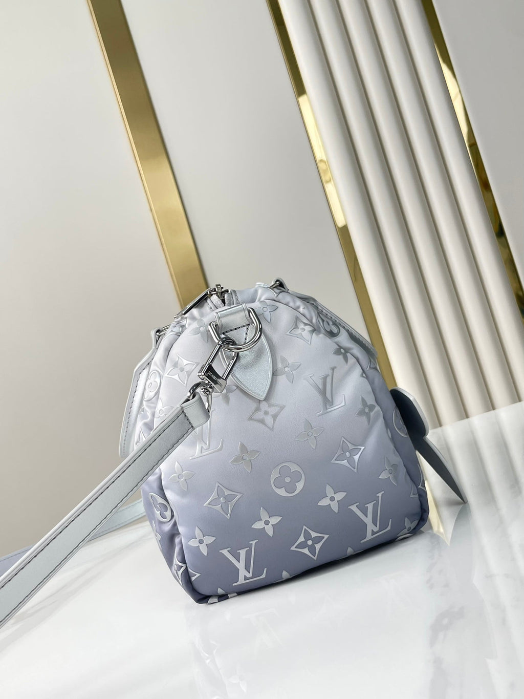 LOUIS VUITTON SPEEDY BANDOULIÈRE 25 IN GRADIENT SILVER MONOGRAM NYLON SILVER HARDWARE