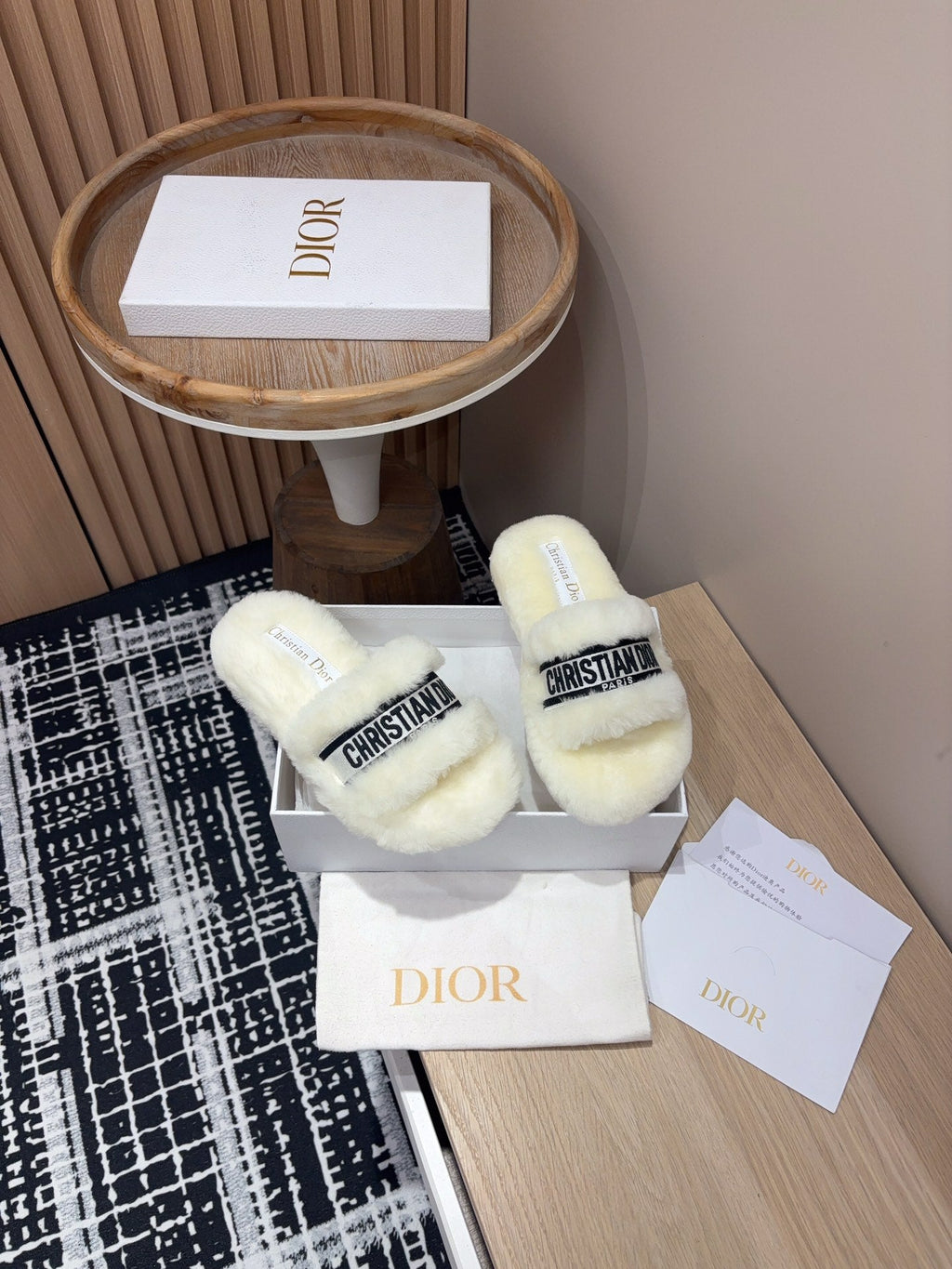 DIOR THICK-SOLE SLIPPERS WHITE CREAM SHEARLING WITH EMBROIDERED LOGO