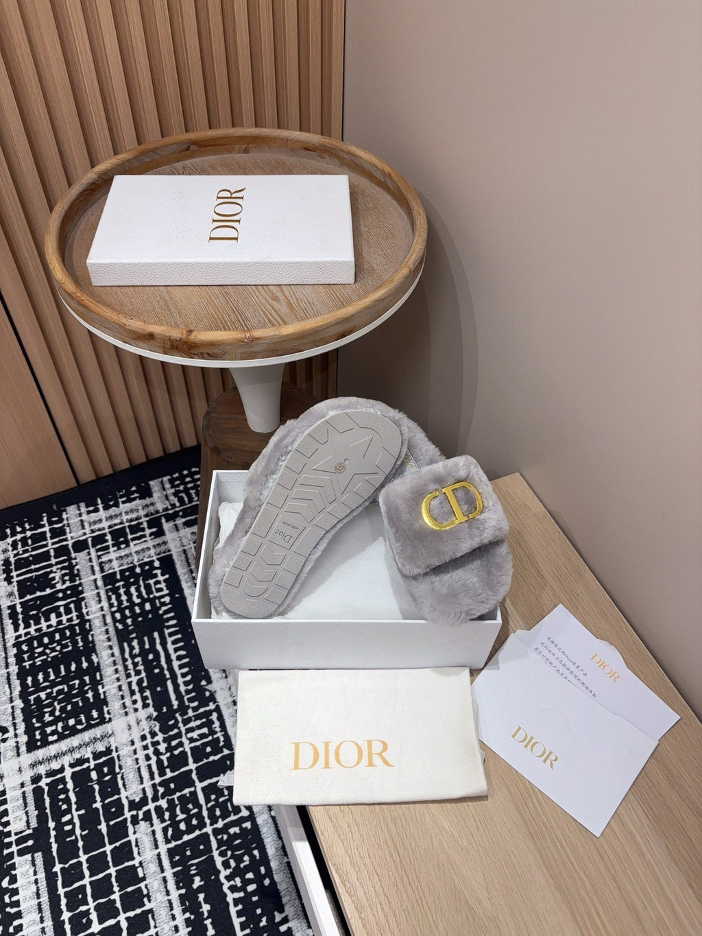 DIOR THICK-SOLE SLIPPER IN PALE GRAY FLEECE WITH GOLD LOGO