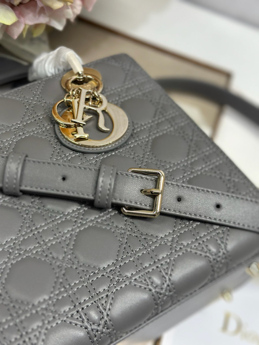 DIOR LADY SMALL BAG 24 IN GREY MACROCANNAGE LAMBSKIN GOLD HARDWARE