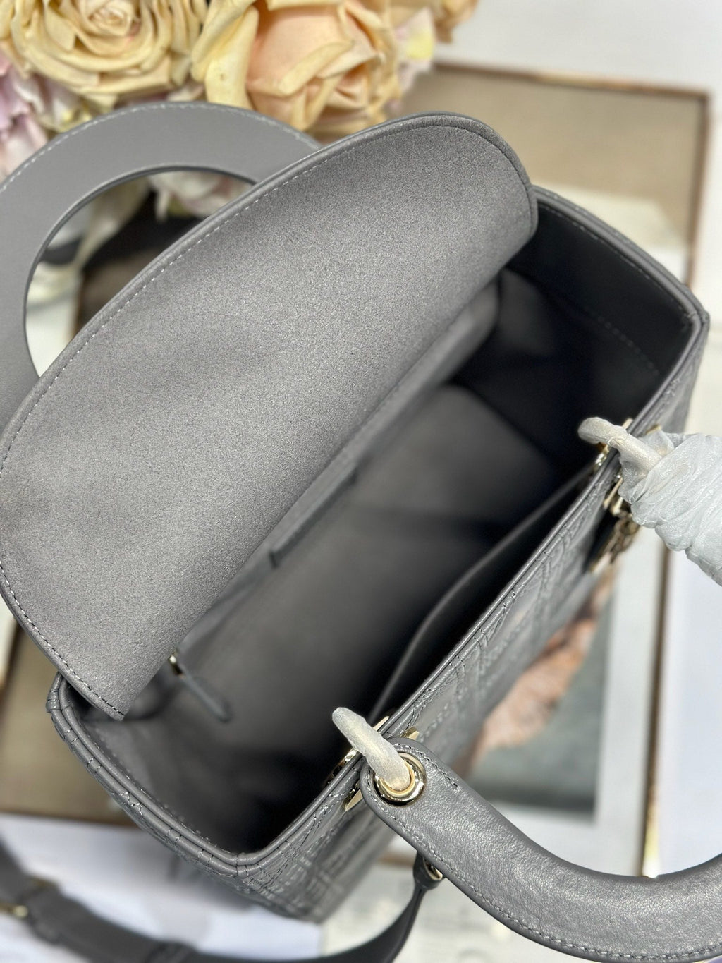 DIOR LADY SMALL BAG 24 IN GREY MACROCANNAGE LAMBSKIN GOLD HARDWARE