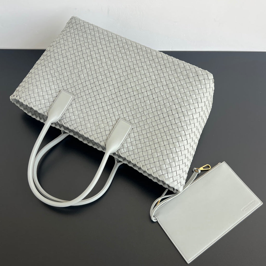 BOTTEGA VENETA LARGE CABAT 51 IN RHINO GRAY LAMBSKIN
