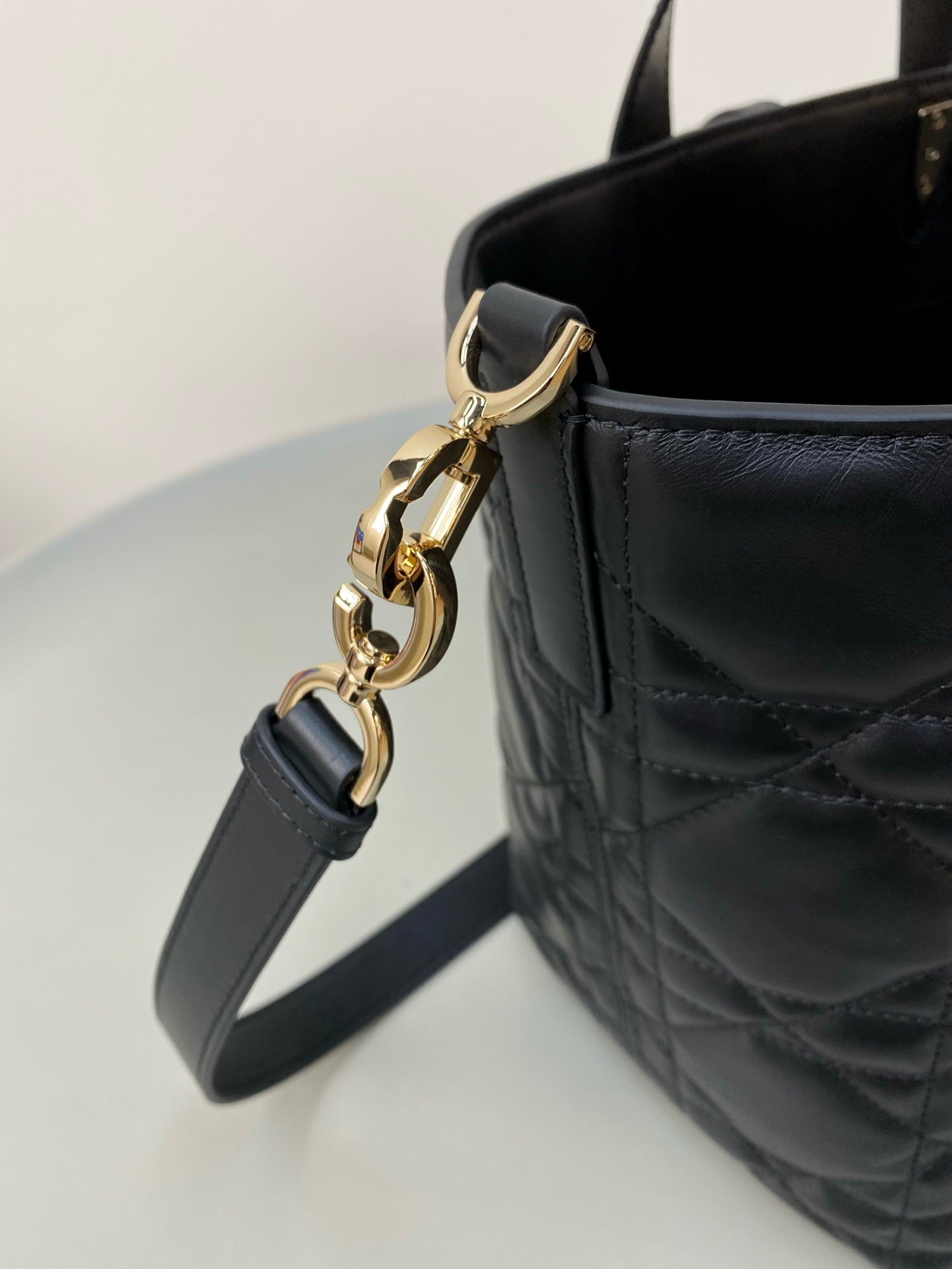 DIOR MEDIUM TOUJOURS BUCKET BAG 22 IN BLACK CANNAGE CALFSKIN