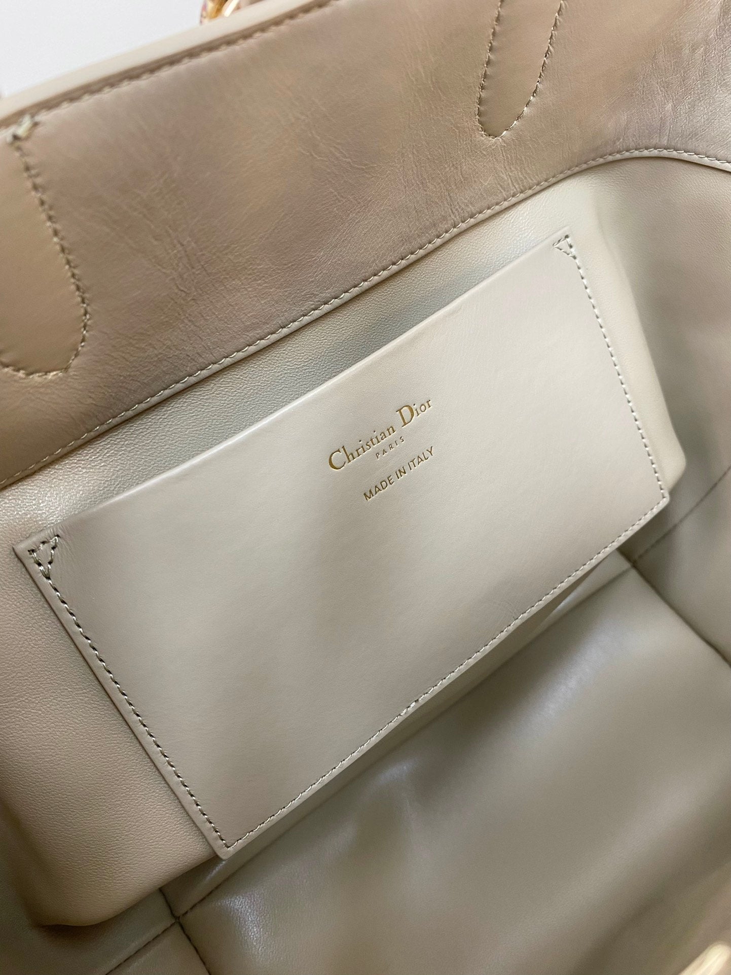 DIOR MEDIUM TOUJOURS BUCKET BAG 22 IN BEIGE CANNAGE CALFSKIN